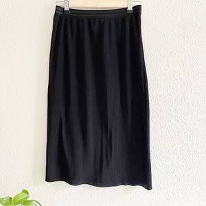 Wild Fable black pleated skirt